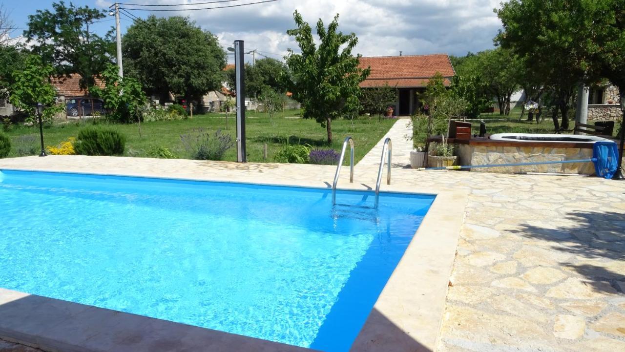 Villa Stone Medal Drnis Exterior photo