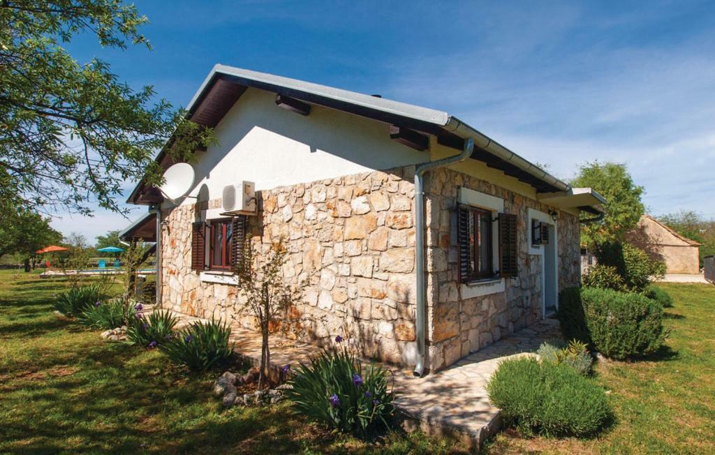 Villa Stone Medal Drnis Exterior photo